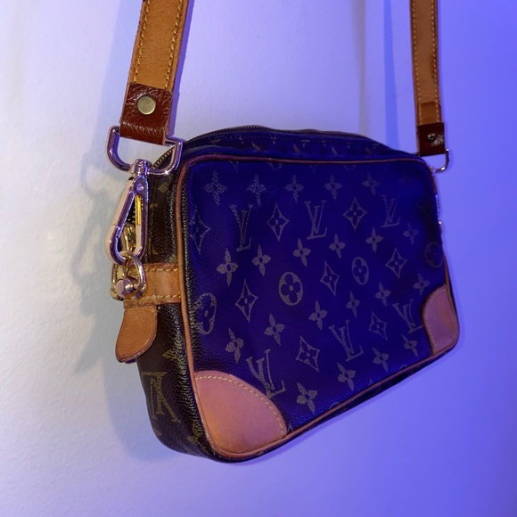 Louis Vuitton crossbody - Picture 4 of 16